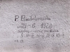 Napis w celi izolacyjnej nr 6 , fot.  Dokumentacja konserwatorska PKZ, 1966