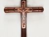 Krzyżyk z łusek nabojów uzywany przez ks. Czesława  Barwickiego do mszy świętej w obozie pracy, po 1948 r.